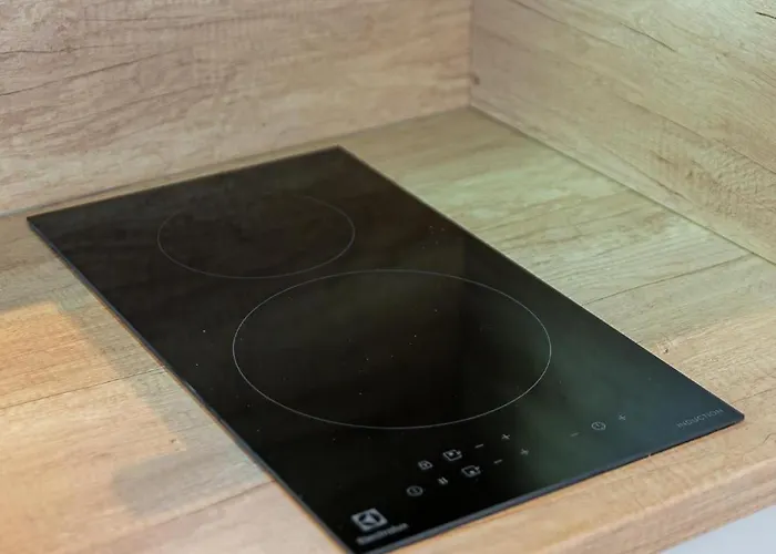 Apartment With Free Parking